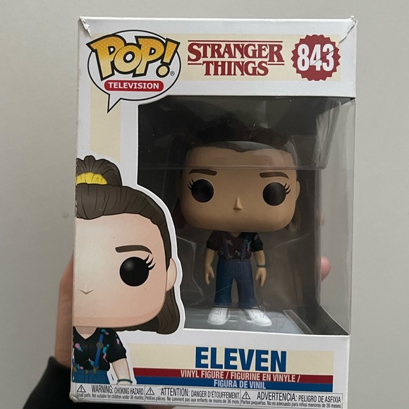 POP! TELEVISION STRANGER THINGS 843 ELEVEN
VINYL FIGURE FUNKO 2375428 new in box - Picture 2 of 8